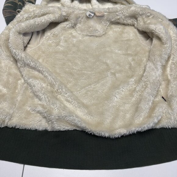 Volcom Camo Hoodie Womens Small 18x21.5 Faux Fut Lined Y2k Camouflage - Picture 15 of 16